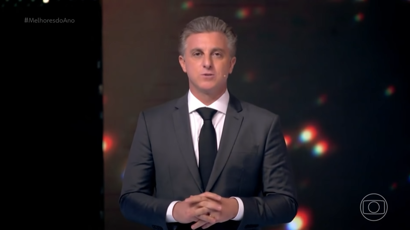 Então, o apresentador Luciano Huck comandou pela 1ª vez o Melhores do Ano na TV Globo (Créditos: Reprodução)