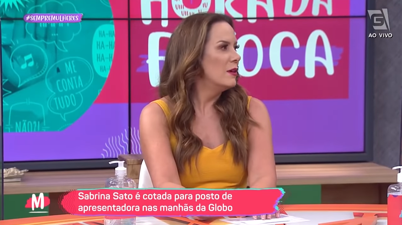 De fato, a apresentadora Regina Volpato deu sua opinião ao vivo no Mulheres (Créditos: Reprodução/TV Gazeta)