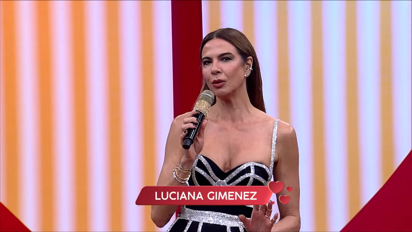 Luciana Gimenez estreou o programa Operação Cúpido e perdeu até para a TV Brasil no ibope (Créditos: Reprodução/RedeTV)