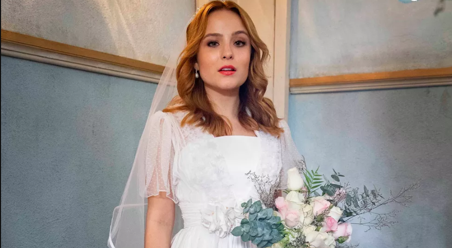 Isadora (Larissa Manoela) vai se casar com Joaquim na novela Além da Ilusão (Créditos: Reprodução/TV Globo)